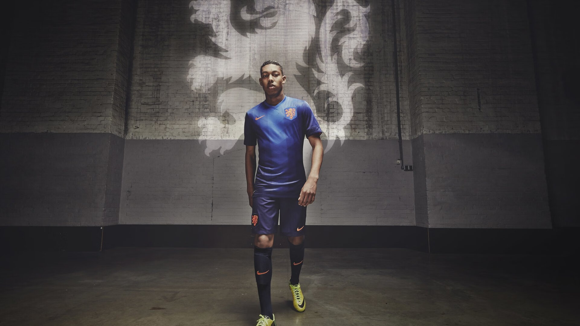 历史经典战役：欧洲足坛最令人难忘的比赛回顾，欧洲足球史